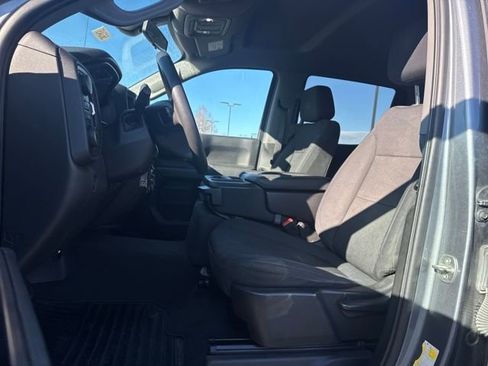 Used 2021 Chevrolet Silverado 1500 Custom w/ Safety Confidence Package image 12