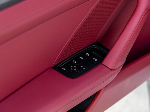 Certified 2026 Porsche 911 Carrera S RWD image 22