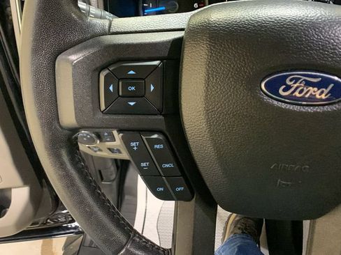 Used 2018 Ford F150 XLT w/ Equipment Group 302A Luxury AWD/4WD image 33