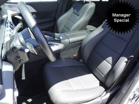 Used 2025 Mercedes-Benz GLS 450 4MATIC image 20
