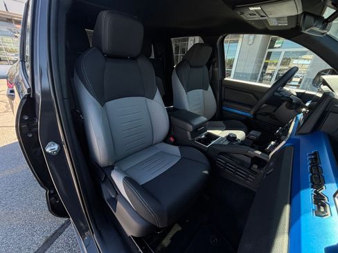 Used 2025 Toyota Tacoma TRD Off-Road image 41