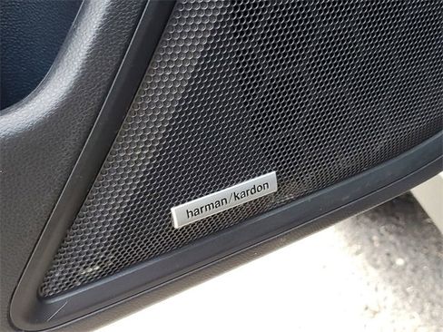 Used 2022 Subaru Outback Limited w/ Popular Package #2 image 25