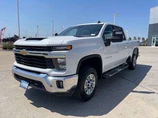 Used 2025 Chevrolet Silverado 2500 LT w/ Convenience Package AWD/4WD video 3