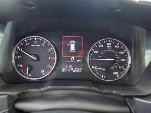 Used 2025 Subaru Forester Limited image 16