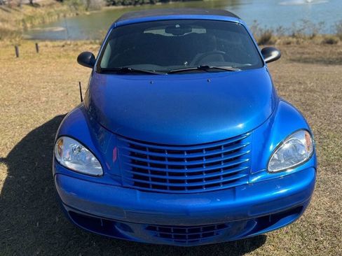 Used 2005 Chrysler PT Cruiser Convertible image 9