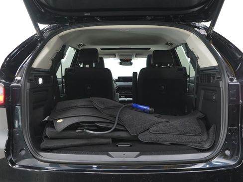 Certified 2024 MAZDA CX-90 Plug-In Hybrid w/ Preferred AWD/4WD image 18