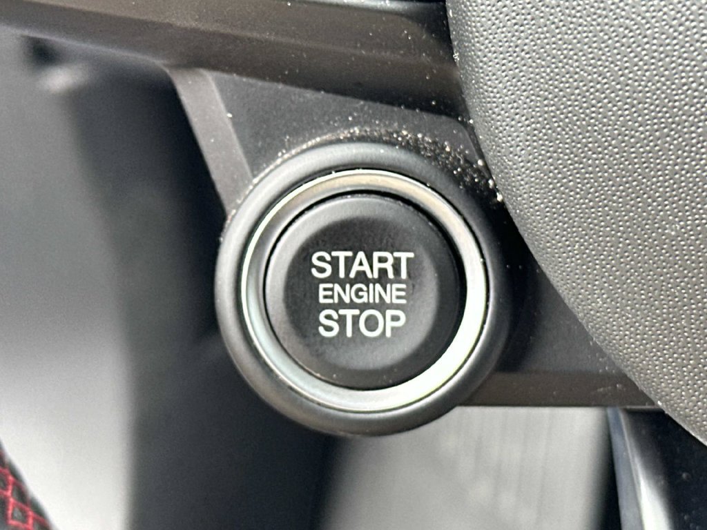 Used 2024 Alfa Romeo Stelvio AWD image 28