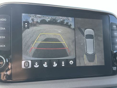 Used 2020 Hyundai Santa Fe Limited FWD image 25