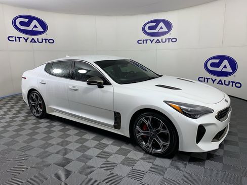 Used 2021 Kia Stinger GT image 1