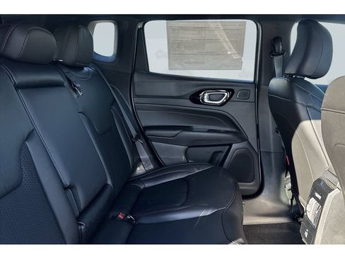 New 2026 Jeep Compass Trailhawk w/ Sun, Sound & Navigation Group AWD/4WD image 19
