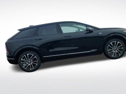 New 2026 Cadillac Optiq Sport 1 image 7