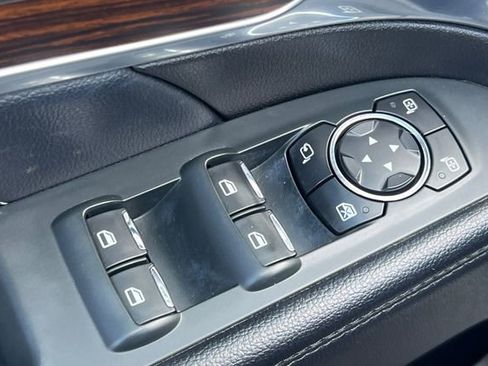 Used 2017 Ford Explorer Limited w/ Equipment Group 301A image 12