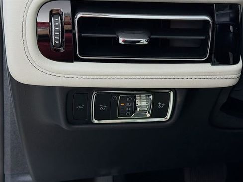 New 2026 Lincoln Aviator 2WD image 11