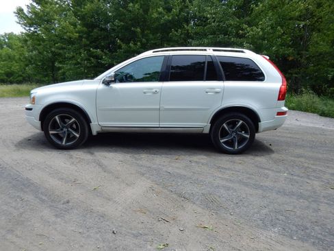 Used 2013 Volvo XC90 3.2 R-Design AWD/4WD image 2