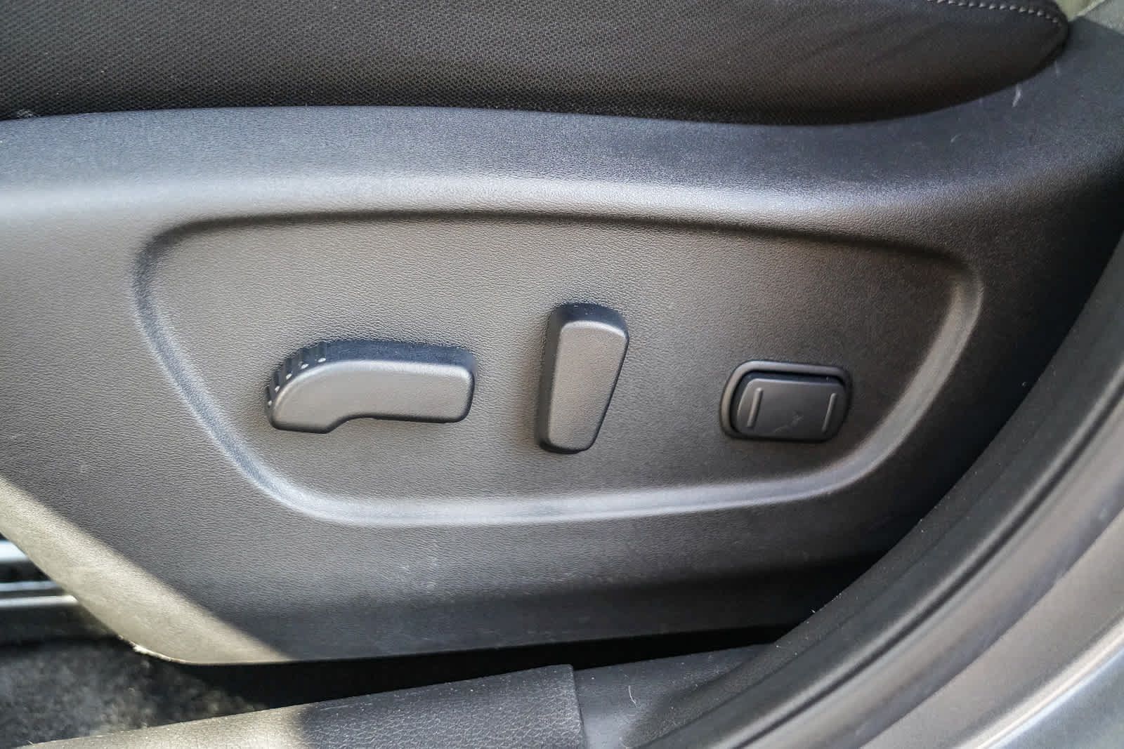 Used 2018 Nissan Rogue Sport SV FWD image 21
