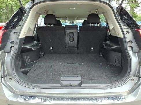 Used 2018 Nissan Rogue S FWD image 13