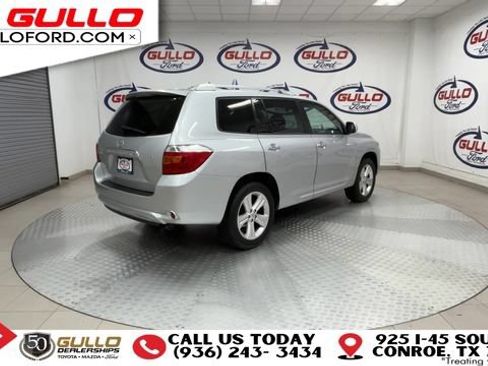 Used 2009 Toyota Highlander Limited w/ Extra Value Pkg 8 FWD image 2
