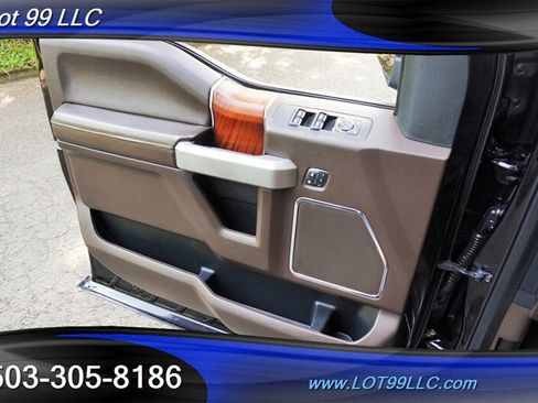 Used 2019 Ford F150 King Ranch w/ Equipment Group 601A Luxury AWD/4WD image 37
