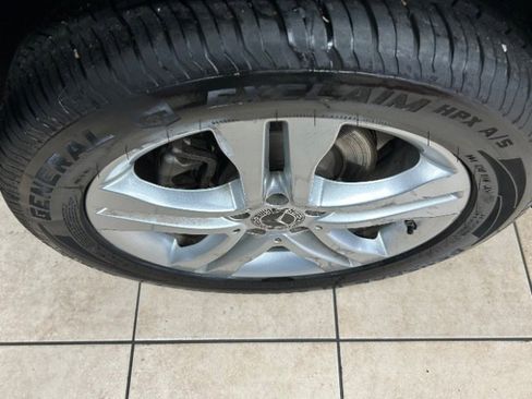 Used 2020 Mercedes-Benz GLA 250 w/ Convenience Package image 17