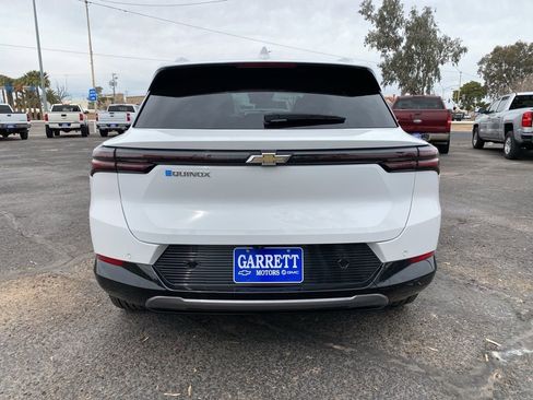 Used 2025 Chevrolet Equinox EV LT w/ Convenience Package image 22