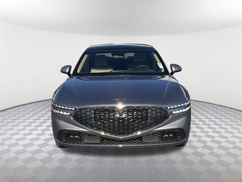 Used 2025 Genesis G90 3.5T image 2
