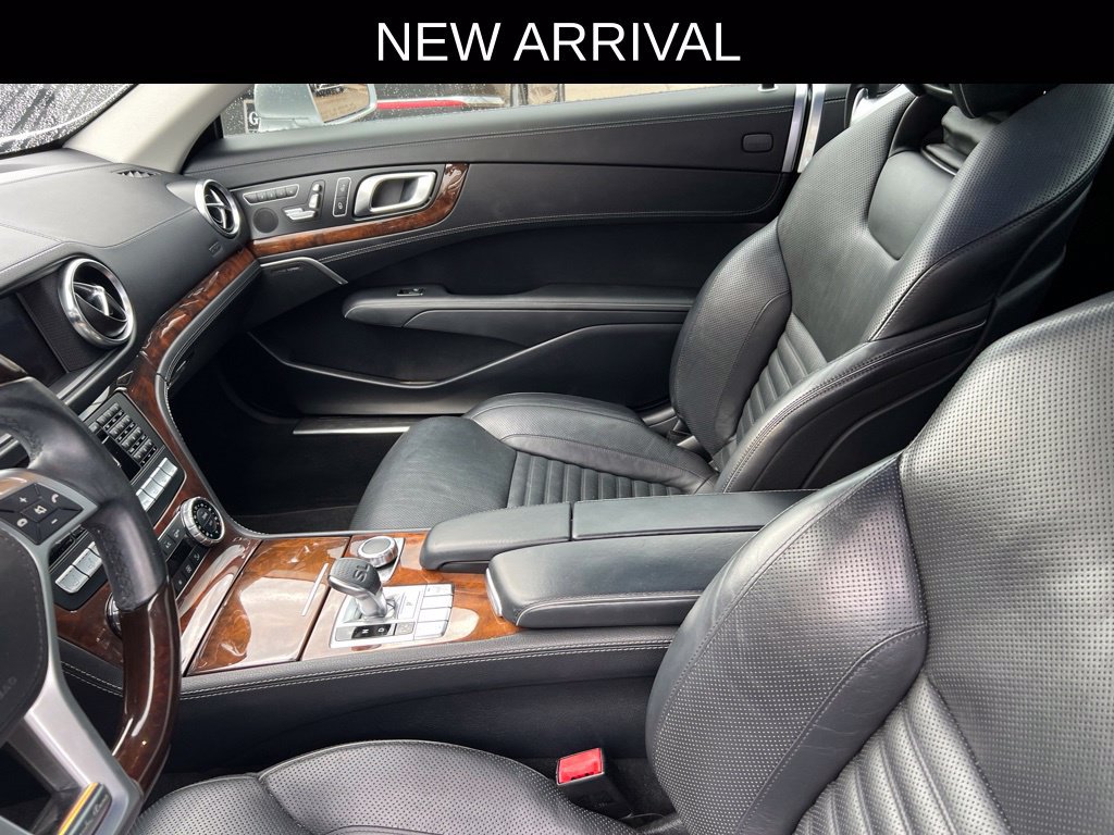Used 2014 Mercedes-Benz SL 550 image 3