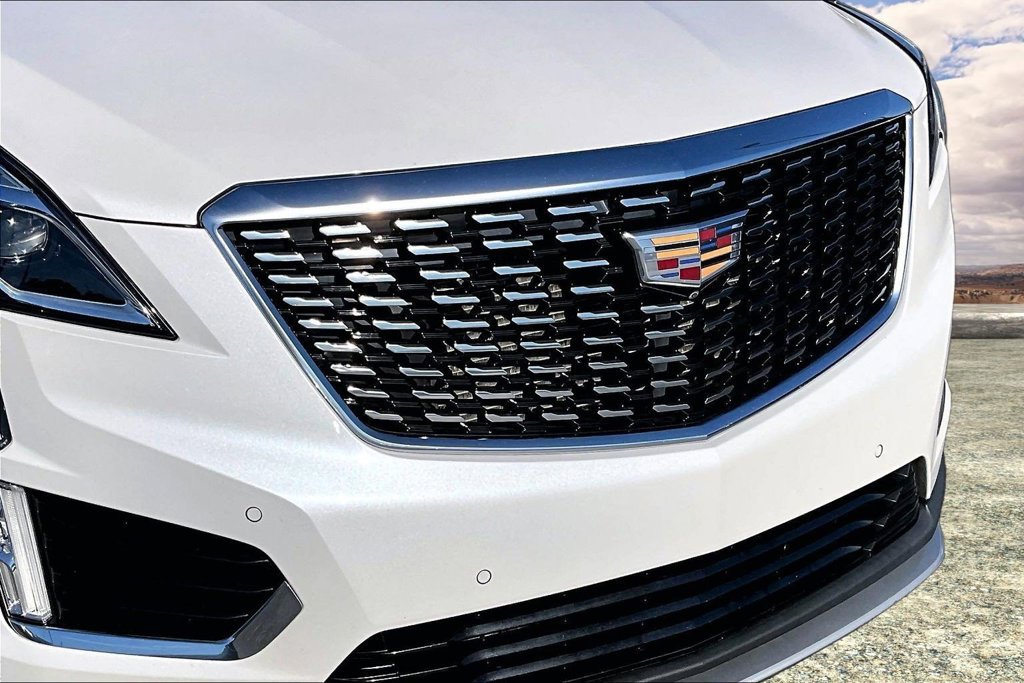 Used 2022 Cadillac XT5 Premium Luxury w/ Technology Package FWD image 33