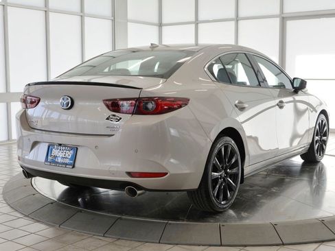 Certified 2025 MAZDA MAZDA3 2.5 Turbo Sedan w/Premium Plus image 8