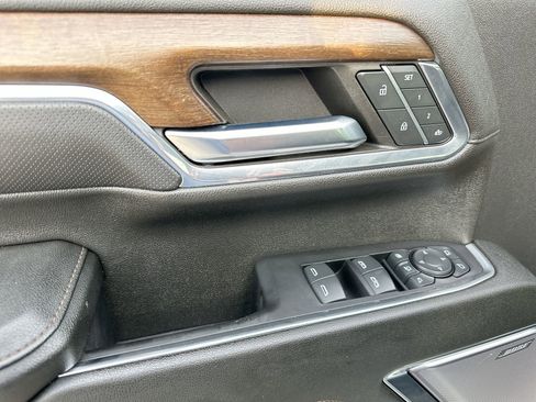 Used 2024 Chevrolet Silverado 3500 High Country w/ High Country Premium Package image 13