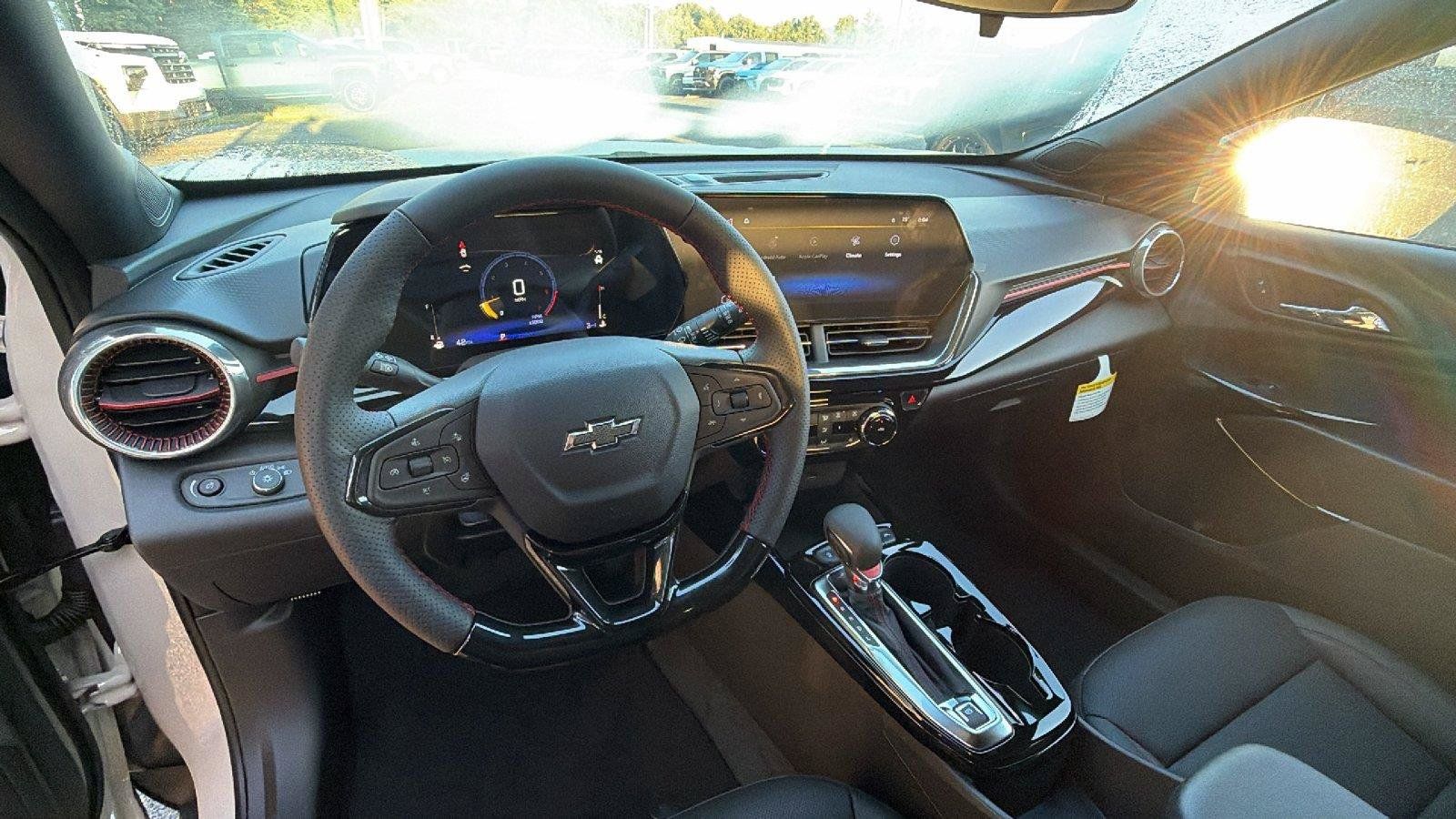 New 2026 Chevrolet Trax RS w/ Driver Confidence Package FWD image 19
