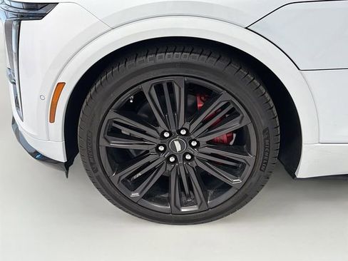 New 2026 Cadillac Lyriq V w/ LPO, Floor Liner Package image 26