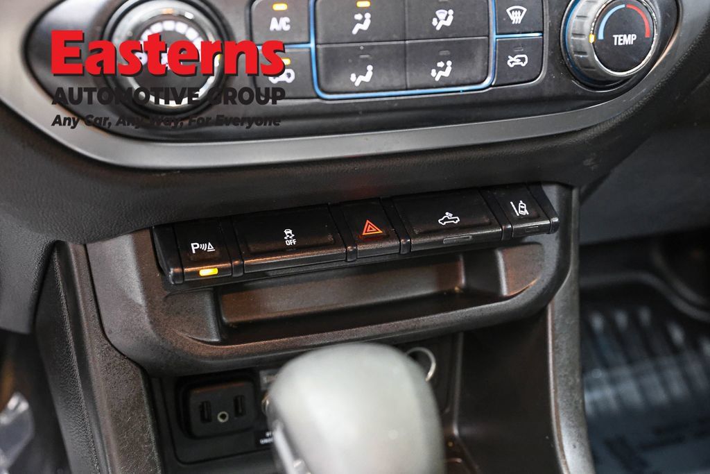 Used 2022 Chevrolet Colorado LT w/ Fleet Safety Package AWD/4WD image 21