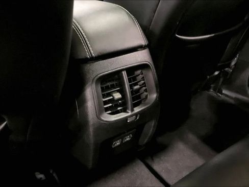 Used 2021 Jeep Cherokee Latitude Lux 80th Anniv w/ Quick Order Package 26U 80TH image 33