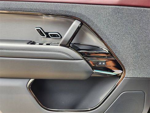New 2025 Land Rover Range Rover Sport Dynamic SE image 22