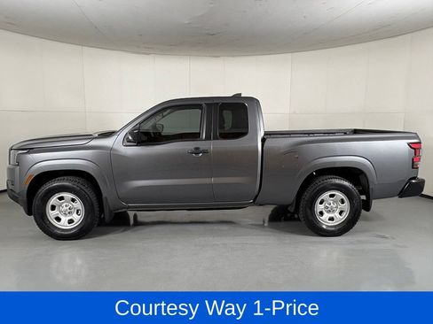 Used 2022 Nissan Frontier S w/ Technology Package RWD image 8