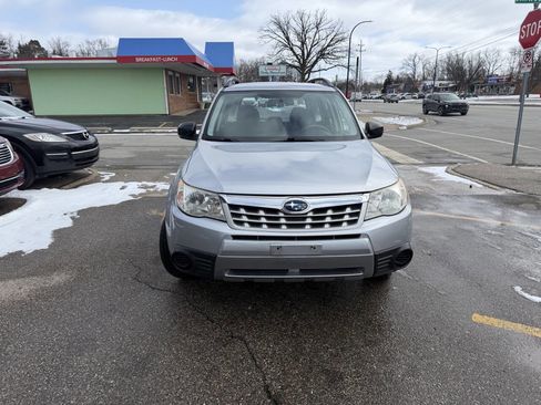 Used 2013 Subaru Forester 2.5X w/ Alloy Wheel Pkg image 4
