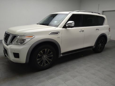 Used 2017 Nissan Armada Platinum w/ Interior Lighting Package RWD image 2
