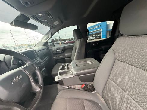 Used 2020 Chevrolet Silverado 1500 Custom Trail Boss w/ Custom Convenience Package AWD/4WD image 10