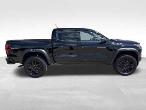 Certified 2024 Chevrolet Colorado Trail Boss AWD/4WD image 7