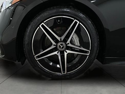 Used 2023 Mercedes-Benz C 300 4MATIC Sedan image 12