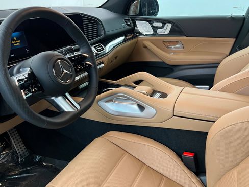 New 2026 Mercedes-Benz GLS 450 4MATIC image 15
