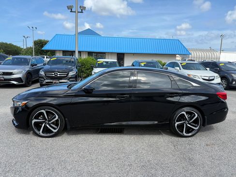 Used 2021 Honda Accord Sport image 3