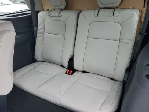 New 2026 Lincoln Aviator Premiere image 27