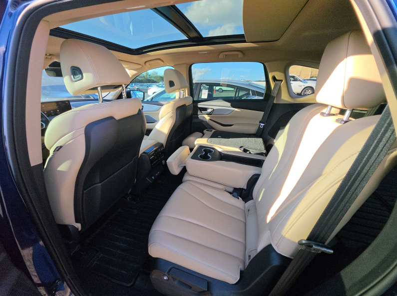 Used 2022 Acura MDX SH-AWD image 7