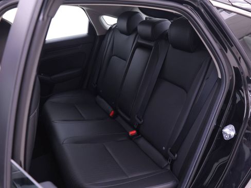 Certified 2024 Honda Civic EX-L image 10