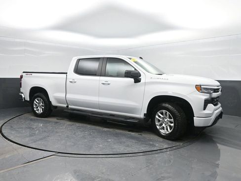 Used 2025 Chevrolet Silverado 1500 RST w/ Convenience Package II image 4
