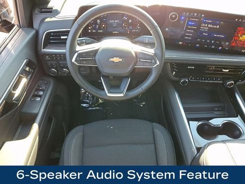 Used 2025 Chevrolet Tahoe LS AWD/4WD image 3