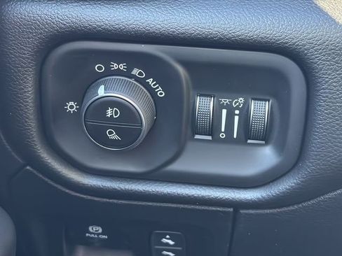 New 2026 RAM 1500 Big Horn AWD/4WD image 33