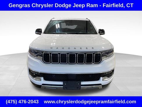 Certified 2024 Jeep Wagoneer Series III AWD/4WD image 2