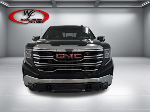 Used 2025 GMC Sierra 1500 SLT w/ SLT Premium Plus Package AWD/4WD image 2